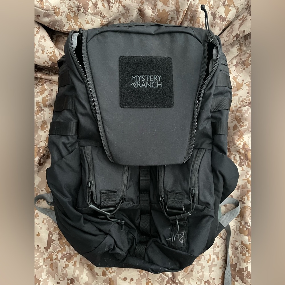 Mystery ranch rip ruck 32